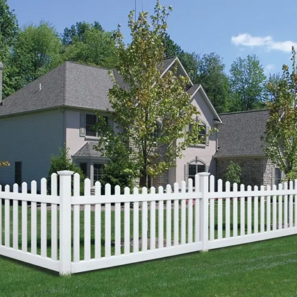Spokane Front Yard Scalloped Top Dog Ear White Picket Fence