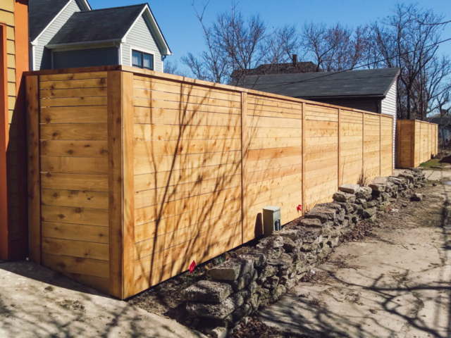 6' Horizontal Fence w/Drip Cap