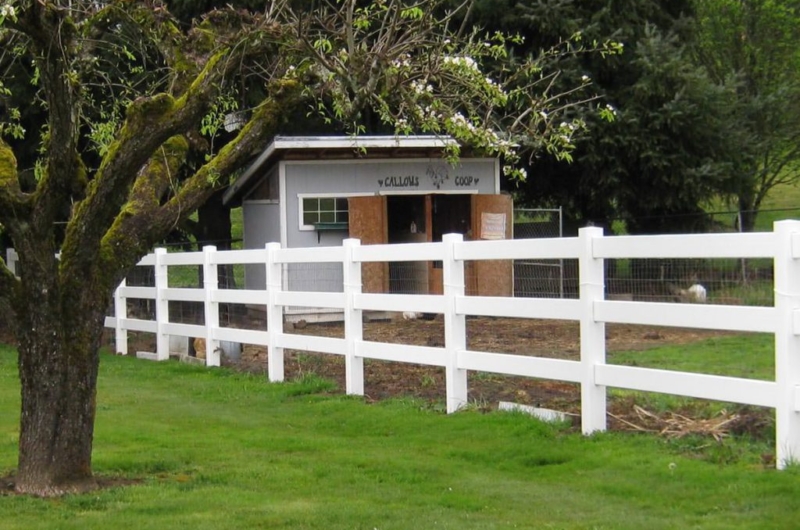 3 Rail White Vinyl Ranch Rail Fence in Spokane WA