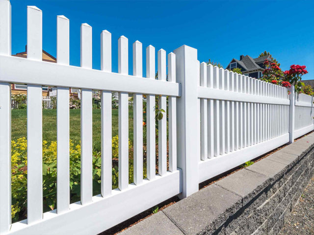 Pointed Cap Style 3' White Vinyl Picket Fence