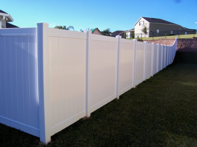 Beautifully Installed White Privacy Fence Installed in Spokane WA